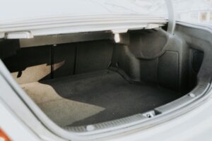 How to Keep Your Car Organized and Clean Every Day